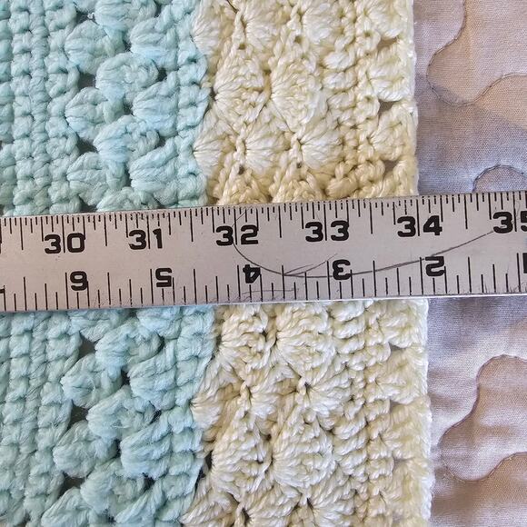 CROCHET Afghan Blanket Teal Blue Yellow Baby Small 44" x 32" Scalloped - Picture 5 of 8